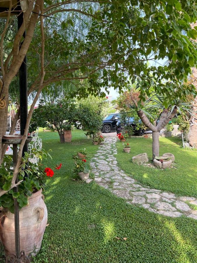 Bed and Breakfast La Capanna Di Giuseppe E Maria Taormina Exterior foto