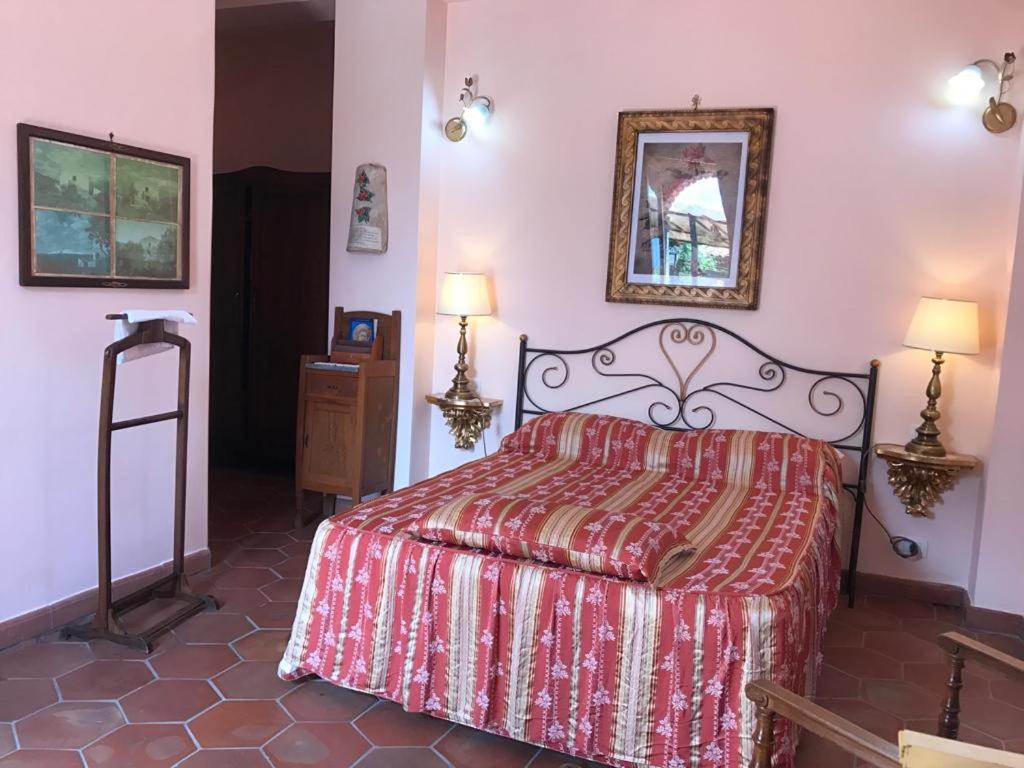 Bed and Breakfast La Capanna Di Giuseppe E Maria Taormina Exterior foto
