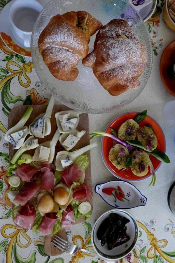 Bed and Breakfast La Capanna Di Giuseppe E Maria Taormina Exterior foto