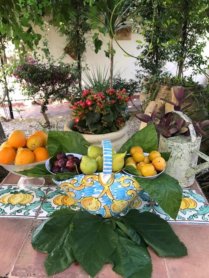 Bed and Breakfast La Capanna Di Giuseppe E Maria Taormina Exterior foto